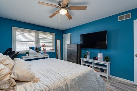 Tiny photo for 4 W Beech Drive, Schaumburg, IL 60193 (MLS # 12607038)