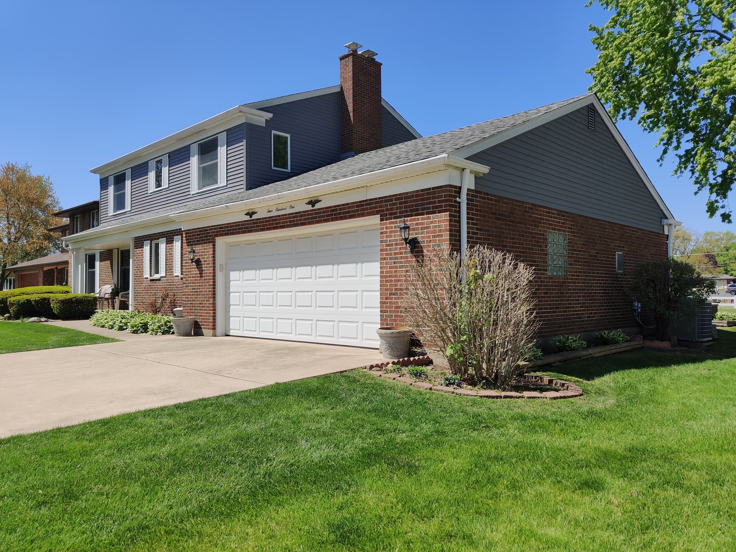 401 N Shepherd Hill Lane