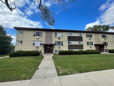 68 W Elizabeth Drive Addison IL 60101