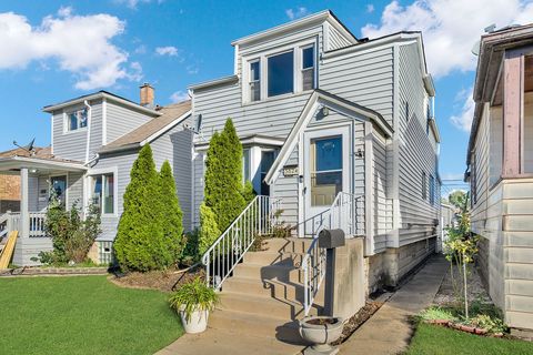 3624 W 69th Street Chicago IL 60629