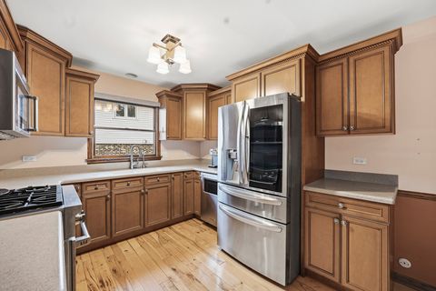 Tiny photo for 10912 Circle Drive, Palos Hills, IL 60465 (MLS # 12501459)