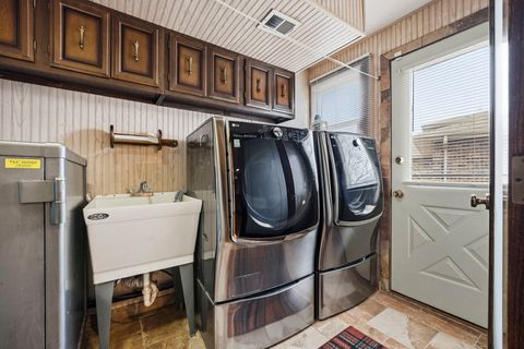 Tiny photo for 10912 Circle Drive, Palos Hills, IL 60465 (MLS # 12501459)