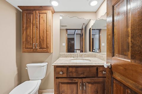 Tiny photo for 10912 Circle Drive, Palos Hills, IL 60465 (MLS # 12501459)