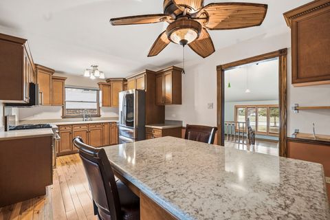 Tiny photo for 10912 Circle Drive, Palos Hills, IL 60465 (MLS # 12501459)