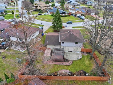 Tiny photo for 10912 Circle Drive, Palos Hills, IL 60465 (MLS # 12501459)