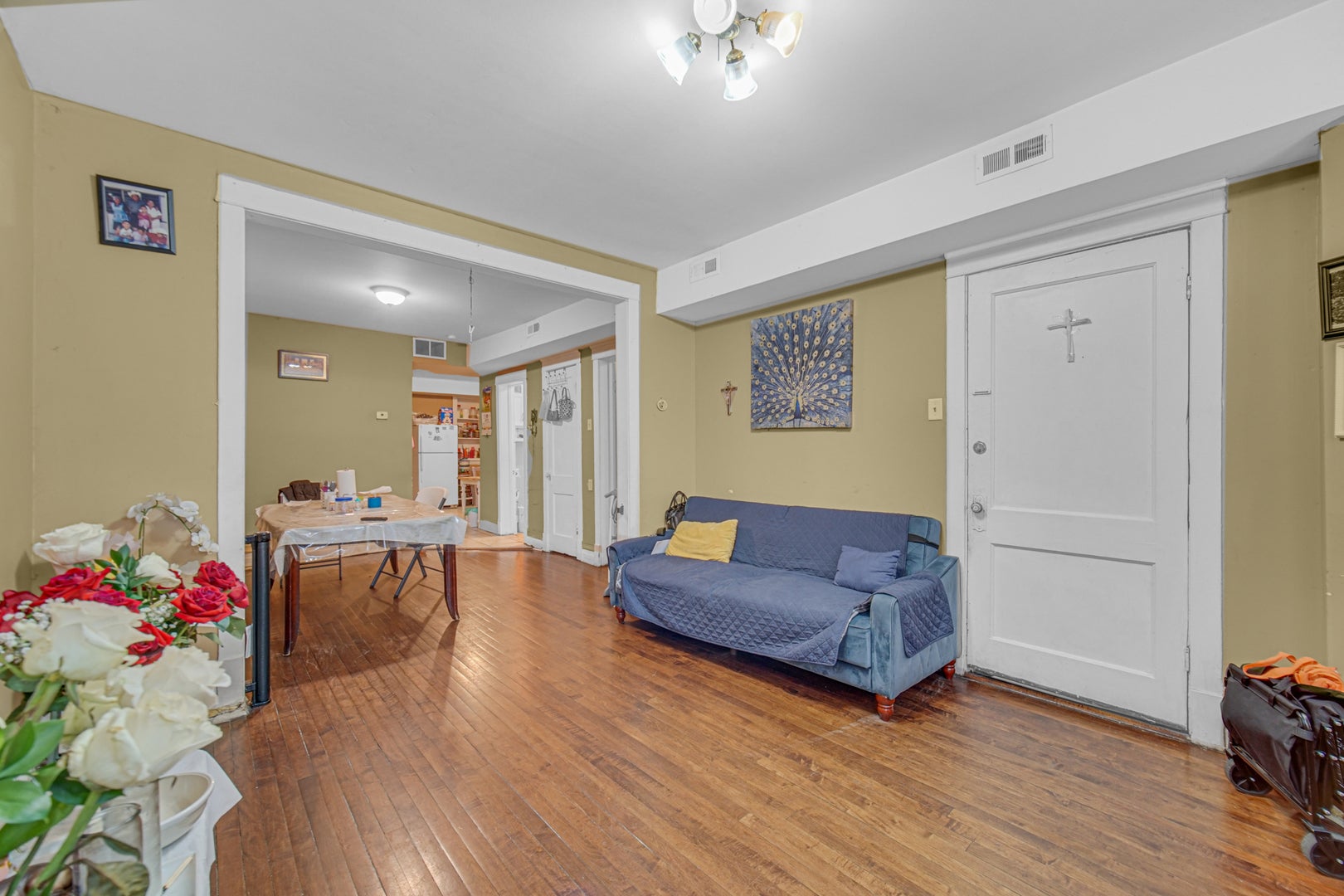 3854 W Diversey Avenue