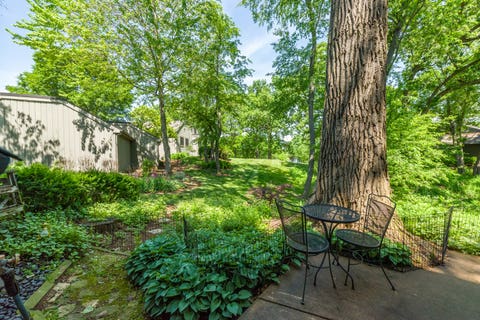 Tiny photo for 330 Mallard Point, Lake Barrington, IL 60010 (MLS # 12732619)