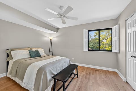 Tiny photo for 330 Mallard Point, Lake Barrington, IL 60010 (MLS # 12732619)