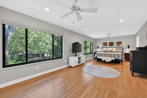 Tiny photo for 330 Mallard Point, Lake Barrington, IL 60010 (MLS # 12732619)