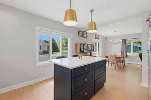 Tiny photo for 11649 S Nagle Avenue, Worth, IL 60482 (MLS # 12634529)