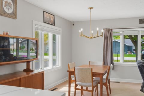 Tiny photo for 11649 S Nagle Avenue, Worth, IL 60482 (MLS # 12634529)