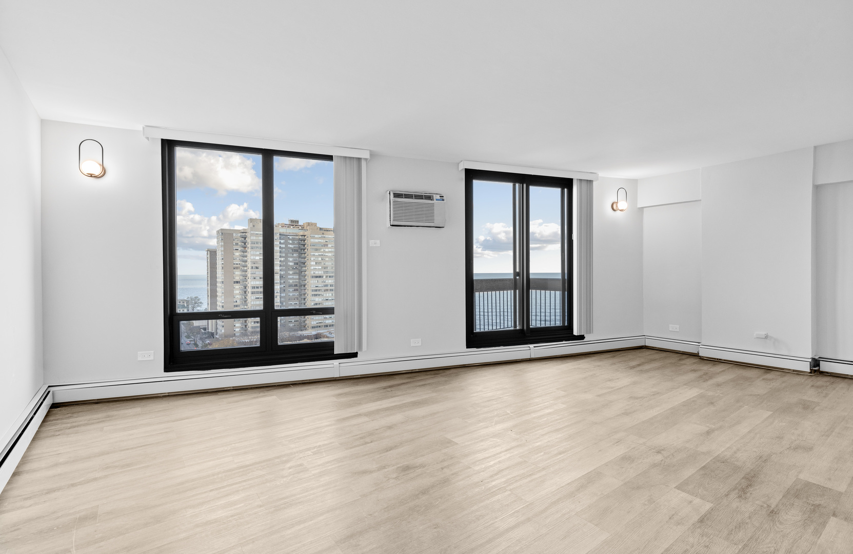 6166 N Sheridan Road 12E