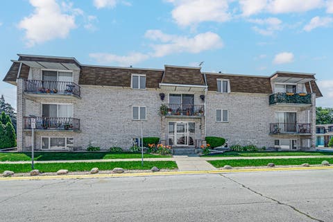 Photo of 18224 Wentworth Avenue #2, Lansing, IL 60438 (MLS # 12685719)