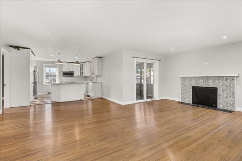 Tiny photo for 1307 E Hickory Street, Streator, IL 61364 (MLS # 12481463)