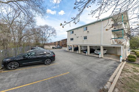 Tiny photo for Naperville, IL 60563 (MLS # 12574384)
