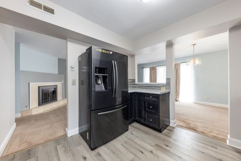 Tiny photo for Naperville, IL 60563 (MLS # 12574384)