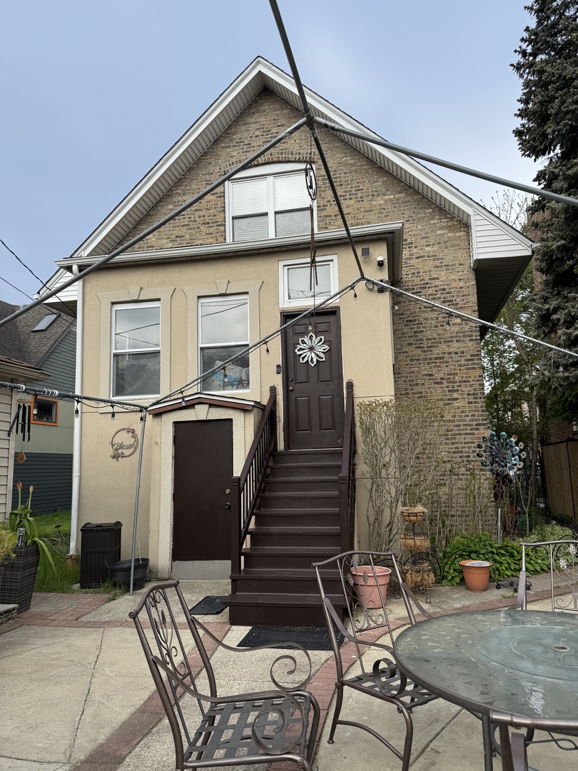 2231 N Lawndale Avenue