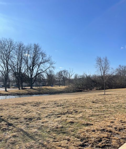 Tiny photo for 1442 STONEBRIDGE Circle #I8, Wheaton, IL 60189 (MLS # 12572902)