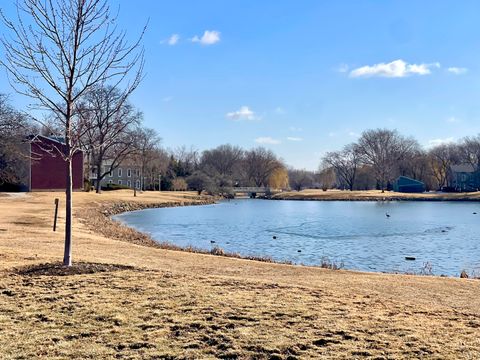 Tiny photo for 1442 STONEBRIDGE Circle #I8, Wheaton, IL 60189 (MLS # 12572902)