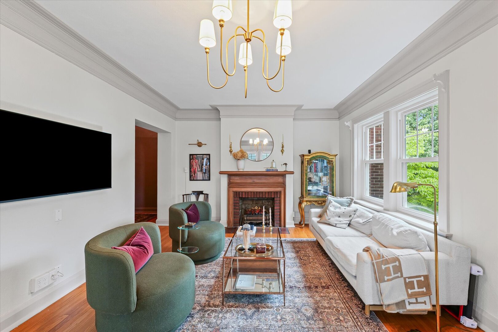305 W University Avenue 4