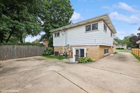 A home in Skokie