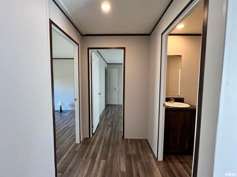 Tiny photo for 1101 E OAK Street, West Frankfort, IL 62896 (MLS # QC4267915)