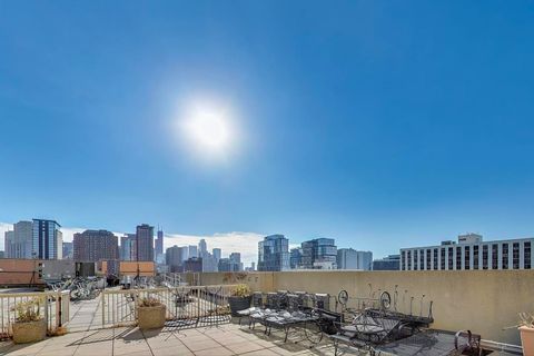 Tiny photo for 111 W Maple Street #2803, Chicago, IL 60610 (MLS # 12515325)