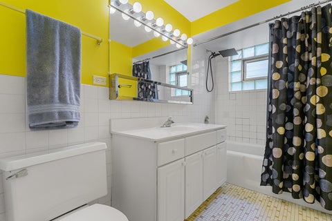 Tiny photo for 6553 N Harlem Avenue #1W, Chicago, IL 60631 (MLS # 12759594)