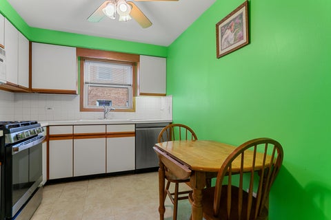 Tiny photo for 6553 N Harlem Avenue #1W, Chicago, IL 60631 (MLS # 12759594)
