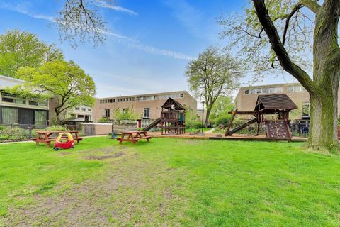 Tiny photo for 1456 E Park Place, Chicago, IL 60637 (MLS # 12632874)