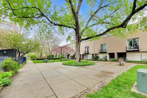 Tiny photo for 1456 E Park Place, Chicago, IL 60637 (MLS # 12632874)