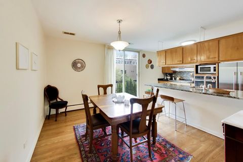 Tiny photo for 1456 E Park Place, Chicago, IL 60637 (MLS # 12632874)