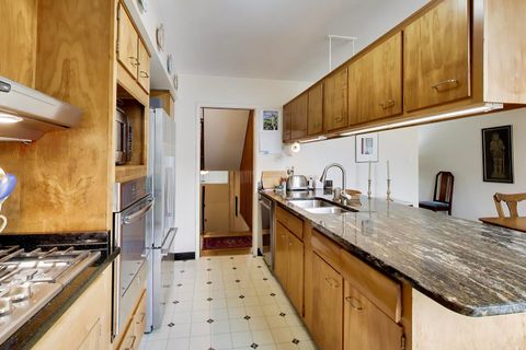 Tiny photo for 1456 E Park Place, Chicago, IL 60637 (MLS # 12632874)