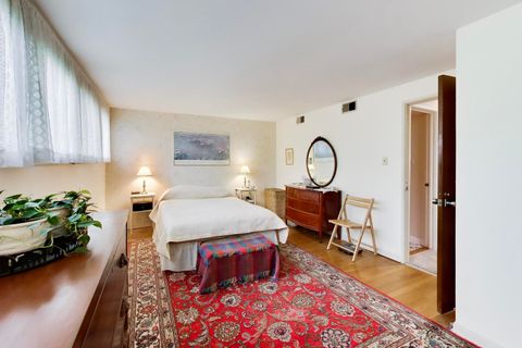 Tiny photo for 1456 E Park Place, Chicago, IL 60637 (MLS # 12632874)