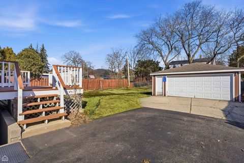 Tiny photo for 139 S 2nd Avenue, Lombard, IL 60148 (MLS # 12580958)