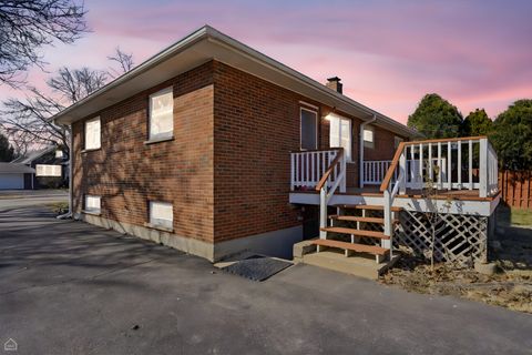 Tiny photo for 139 S 2nd Avenue, Lombard, IL 60148 (MLS # 12580958)