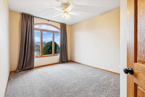 Tiny photo for 891 Pheasant Run Rd Road, Clinton, IA 52732 (MLS # 100000452)