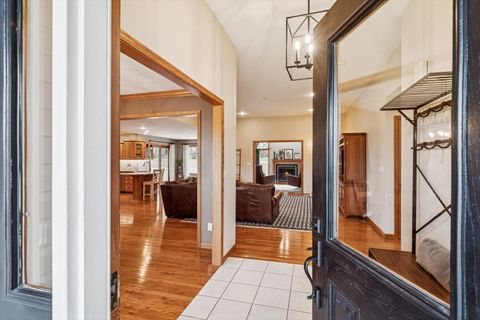 Tiny photo for 891 Pheasant Run Rd Road, Clinton, IA 52732 (MLS # 100000452)