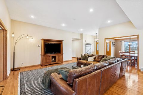 Tiny photo for 891 Pheasant Run Rd Road, Clinton, IA 52732 (MLS # 100000452)