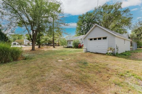 Tiny photo for 725 Sheridan Street, Chenoa, IL 61726 (MLS # 12485020)