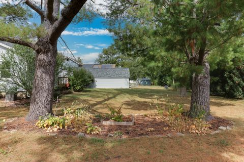 Tiny photo for 725 Sheridan Street, Chenoa, IL 61726 (MLS # 12485020)