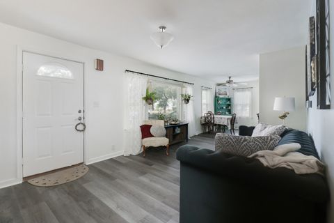 Tiny photo for 725 Sheridan Street, Chenoa, IL 61726 (MLS # 12485020)