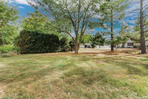 Tiny photo for 725 Sheridan Street, Chenoa, IL 61726 (MLS # 12485020)