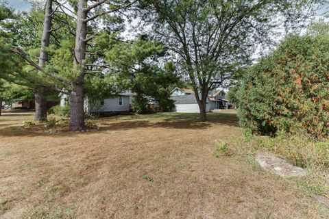 Tiny photo for 725 Sheridan Street, Chenoa, IL 61726 (MLS # 12485020)