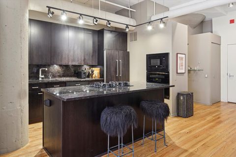 Tiny photo for 130 S Canal Street #323, Chicago, IL 60606 (MLS # 12566856)