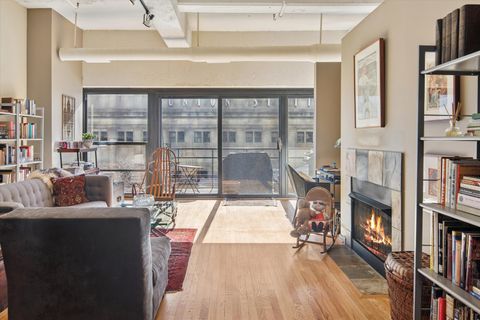 Tiny photo for 130 S Canal Street #323, Chicago, IL 60606 (MLS # 12566856)