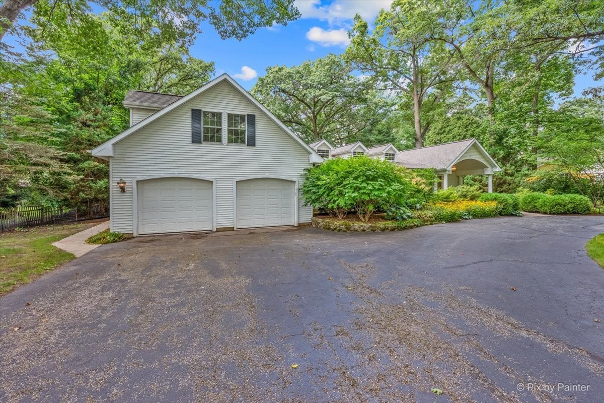 366 Warwick Lane