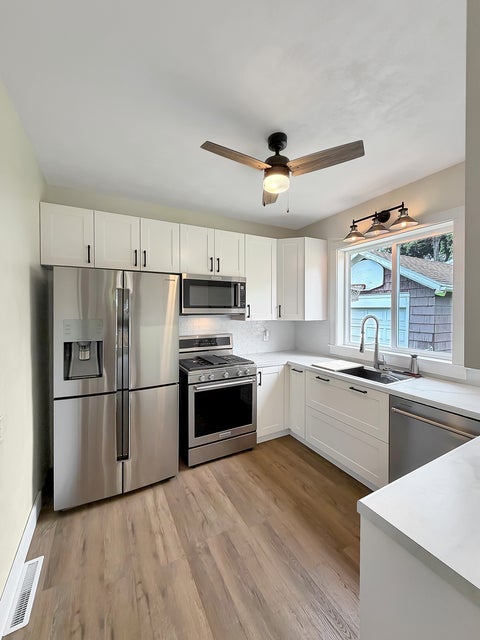 Tiny photo for 904 S Mckinley Avenue, Freeport, IL 61032 (MLS # 12683508)