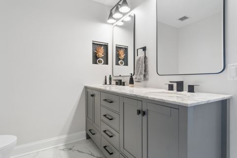Tiny photo for 100 E 14th Street #1909, Chicago, IL 60605 (MLS # 12627164)
