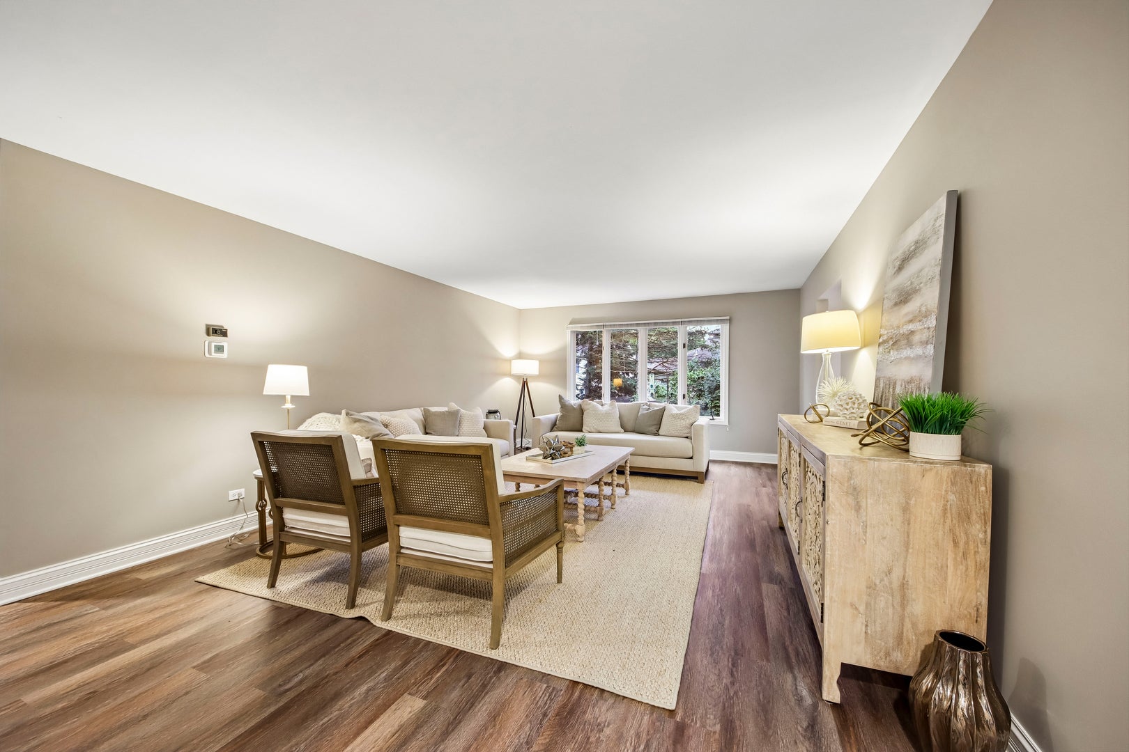 281 Governors Lane 281
